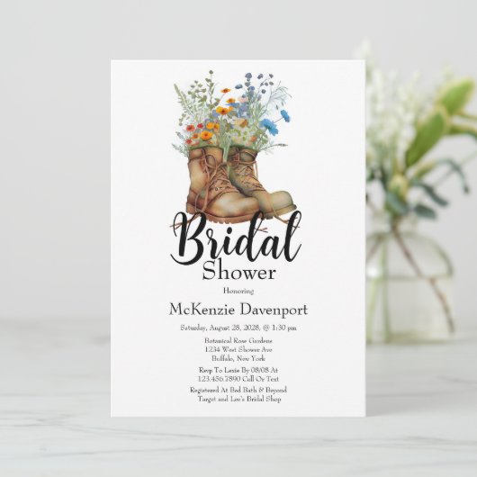 女性のカーボーイブーツワイルドフラワーズブライダルシャワー 招待状 (スタンド正面)