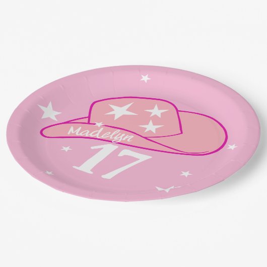 女性のカーボーイモダンウエスタンハットピンクガール17th誕生日 ペーパープレート (アングル)