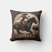 女性のカーボーイロデオでステアをローピングイベント クッション (正面)