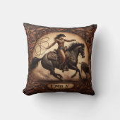 女性のカーボーイローピングアットロデオイベントイン動作 クッション (正面)