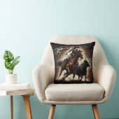 女性のカーボーイローピングキャトルアットローカルロデオイベント クッション (椅子)