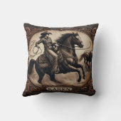 女性のカーボーイローピングステアアットローカルロードオイベント クッション (裏面)