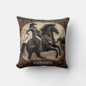 女性のカーボーイローピングステアアットローカルロードオイベント クッション (正面)