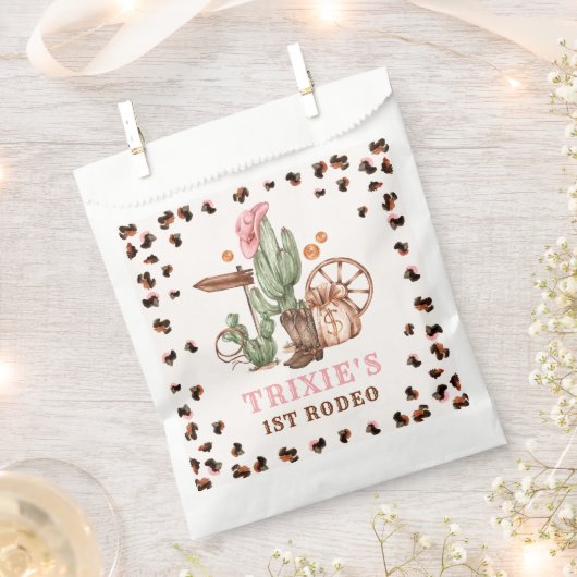 女性のカーボーイワイルドウェスト1stロデオランチバースデーパーティー フェイバーバッグ (クリップ留めされた状態)