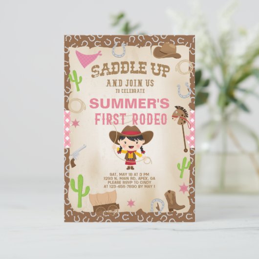 女性のカーボーイ最初のロデオ女の子の誕生日の招待。 招待状 (スタンド正面)