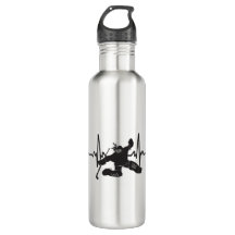 女性のゴールキーパーのホッケーの心拍