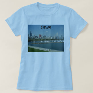 女性のシカゴのスカイラインのティー Tシャツ