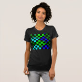 女性のシャツの模様 Tシャツ (正面フル)