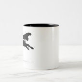 女性のスーパーヒーローのシルエット ツートーンマグカップ (中央)