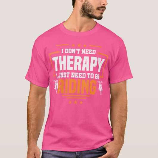 女性のセラピー私はMotorbiに乗って行く必要がある Tシャツ (正面)