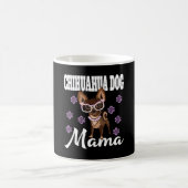 女性のチワホアドッグママ コーヒーマグカップ (中央)
