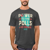 女性のネバダ--の3月ラスベガス-暗いティー Tシャツ (正面)