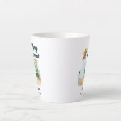 女性のビーチと花をテーマにした定年パーティー カフェラテマグ (正面)