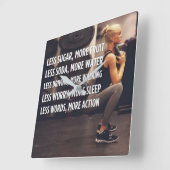 女性のフィットネス感動的の言葉 – もっとアクション スクエア壁時計 (傾斜)