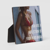 女性のフィットネス感動的言葉 – 懸命作品 フォトプラーク (正面)