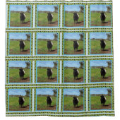 女性のベルト付きのガロウェイ牛 シャワーカーテン (正面)