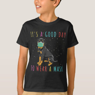 女性のロットワイラー衣服Aマスクおもしろいその良い日 Tシャツ