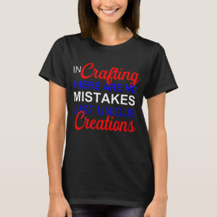 女性の作品には間違いはない Tシャツ