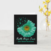 女性の信仰ホープ愛の肝臓がん認識度フロー カード (黄色い花)