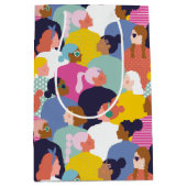 女性の多様性 – 民族の違う女性 ミディアムペーパーバッグ (正面)