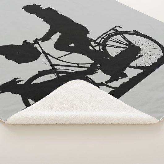 女性の女の子サイクリングと犬のおもしろいバイクアート シェルパブランケット (3/4)