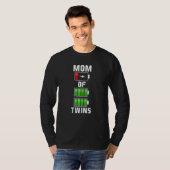 女性の女性の疲れた双子ママ低バッテリ充電M Tシャツ (正面フル)