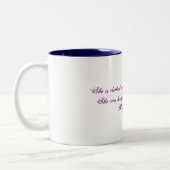 「女性の強さと尊厳」コーヒー/ティーマグカップ ツートーンマグカップ (左)