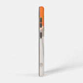 女性の手が目覚まし時計のスヌーズボタンを押す SAMSUNG GALAXYケース (右側面)