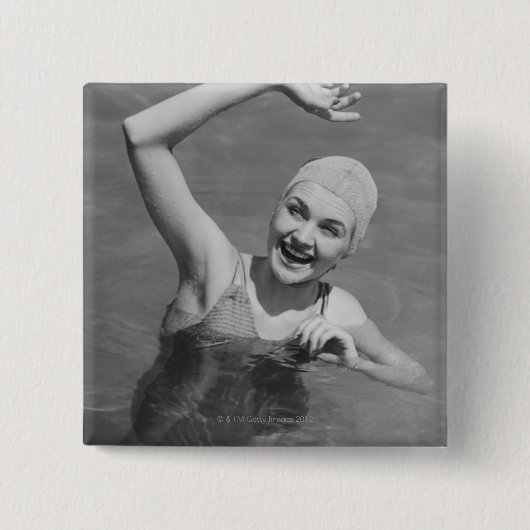 女性の振ること 缶バッジ (正面)