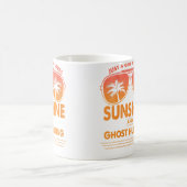 女性の日差しとゴーストハント好き コーヒーマグカップ (中央)
