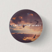 女性の日 缶バッジ (正面)