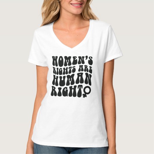 女性の権利は人権である Tシャツ (正面)