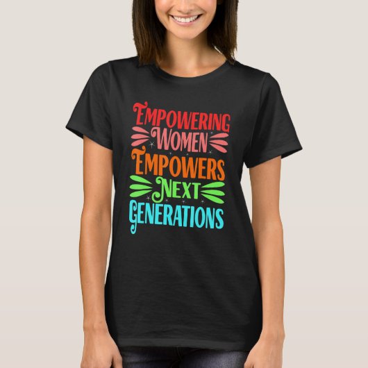女性の権利フェミニストを促進するフェミ誇りを持ったニズム Tシャツ (正面)