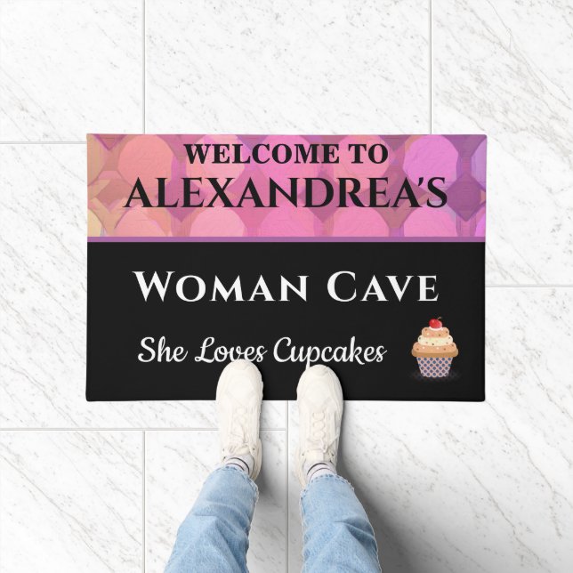 女性の洞窟ピンクの抽象芸術パターンのパーソナライズ ドアマット (室内)