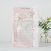 女性の海の景色の偽レースの裏地付き 便箋 (スタンド正面)