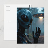 女性の異星人とUFO ポストカード (正面/裏面)
