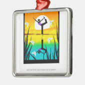 女性の練習のヨガの側面のプロフィール メタルオーナメント (左)