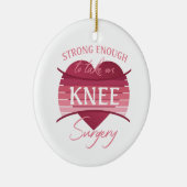 女性の膝外科の回復 セラミックオーナメント (右)