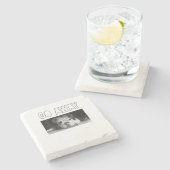 女性の英語ブルドッグパピーの社会的距離 ストーンコースター (横)