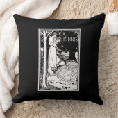 女性の読アールヌーボー元司書 クッション (ブランケット)