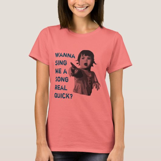 女性の輪状Tアヴァ Tシャツ (正面)