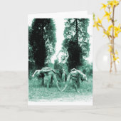 女性の野生の女性を踊るレトロのヴィンテージ カード (黄色い花)