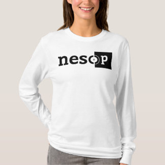 女性の長袖によって合われるフード付きスウェットシャツ Tシャツ