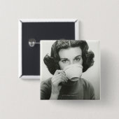 女性の飲むこと 缶バッジ (正面&裏面)