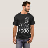 女性の2匹の魚と5つのパン イエスが5000人に食べさせる キリスト教 Tシャツ (正面フル)