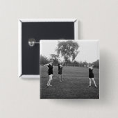 女性の20年代のゴルフファッション 缶バッジ (正面&裏面)