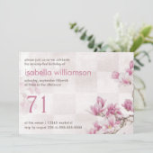 女性の71歳の誕生日パーティー|モーブ·マグノリア 招待状 (スタンド正面)