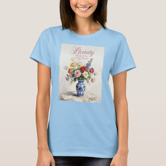 女性のTシャツ 美しさ 花瓶 内なる神性 Tシャツ (正面)