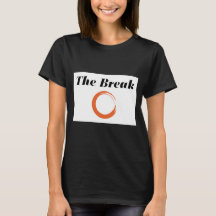 女性のTシャツ