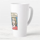 女性はコーヒーをコーヒーから救済出す必要がある カフェラテマグ (右アングル)